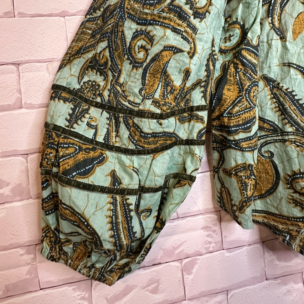 Robin’s Egg Blue Paisley Balloon-Sleeve Blouse - Picture 3 of 6